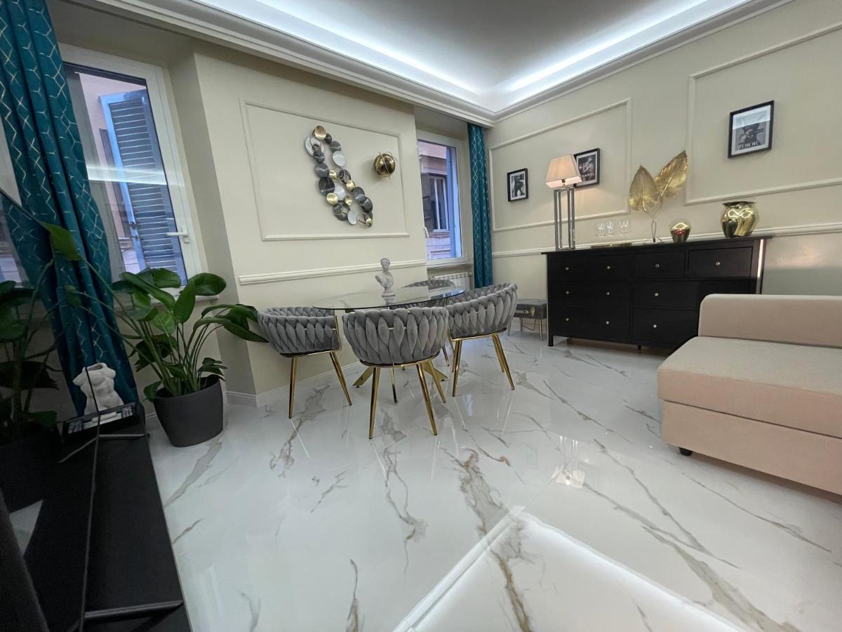 Spanish Steps Glamour & Sauna Luxury Apartment **** Roma Dış mekan fotoğraf
